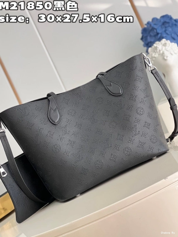 LOUIS VUITTON MM BLOSSOM 0707